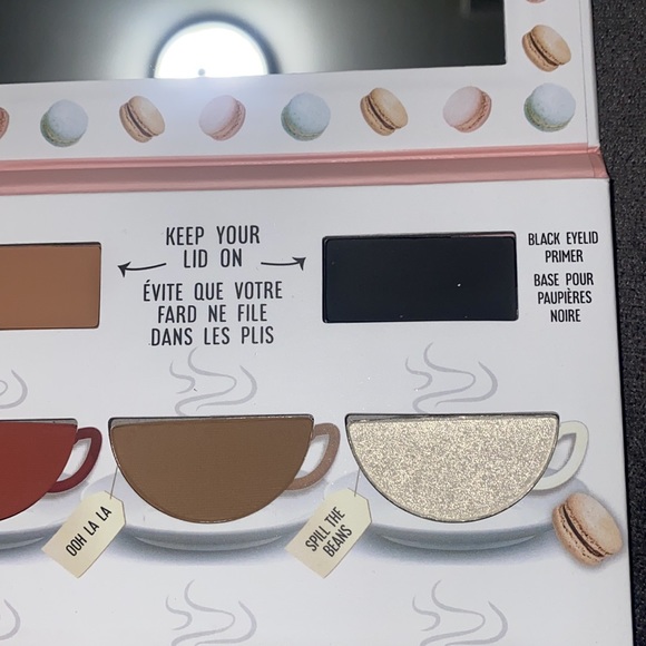 🍒What’s the Tea makeup palette! - Picture 6 of 8